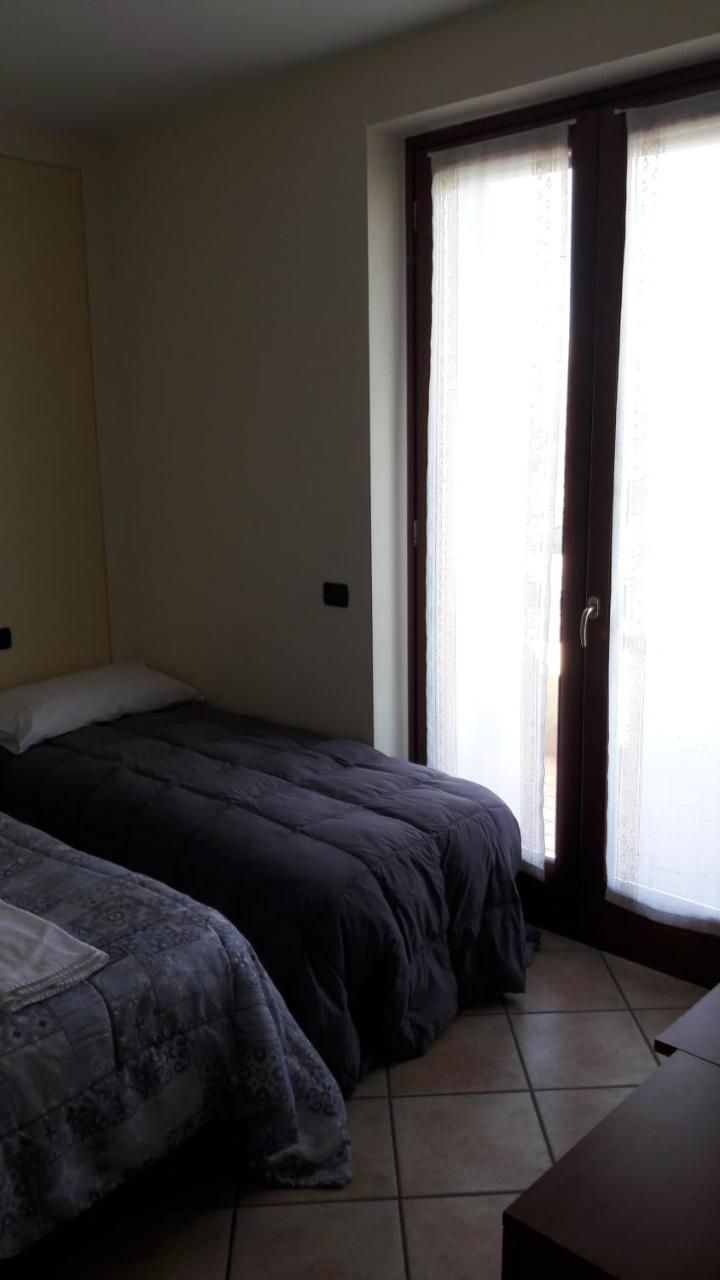 Bed and Breakfast Laghetto Ai Portici Pastrengo Exterior foto