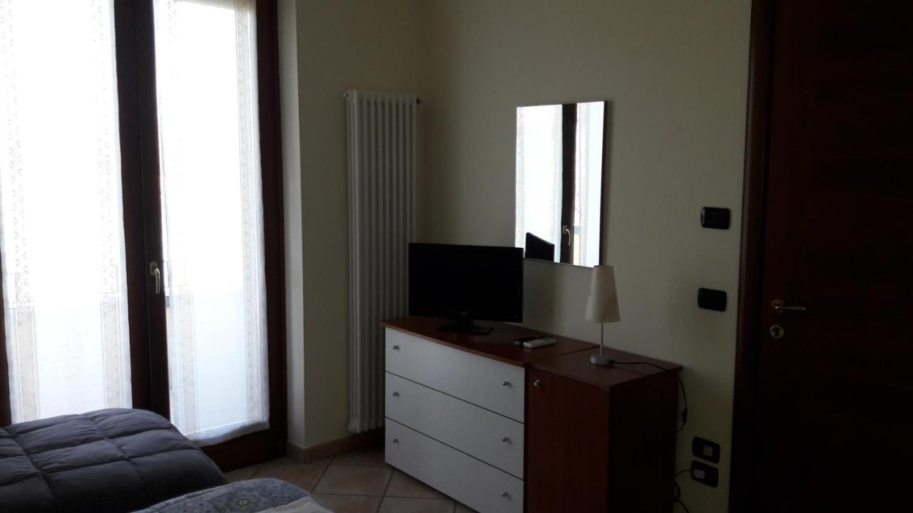 Bed and Breakfast Laghetto Ai Portici Pastrengo Exterior foto